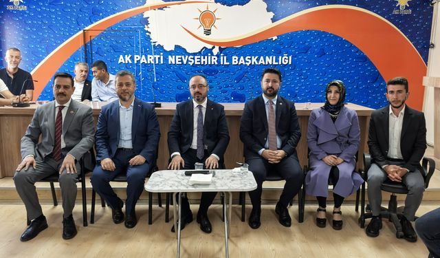 AK Parti İl Başkanlığı’nda bayramlaşma yapıldı