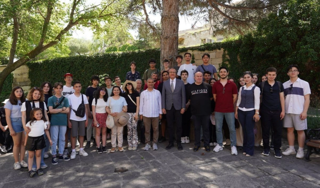 İstanbul Köy Hizmetleri Anadolu Lisesi öğrencilerinden KÜN’e ziyaret