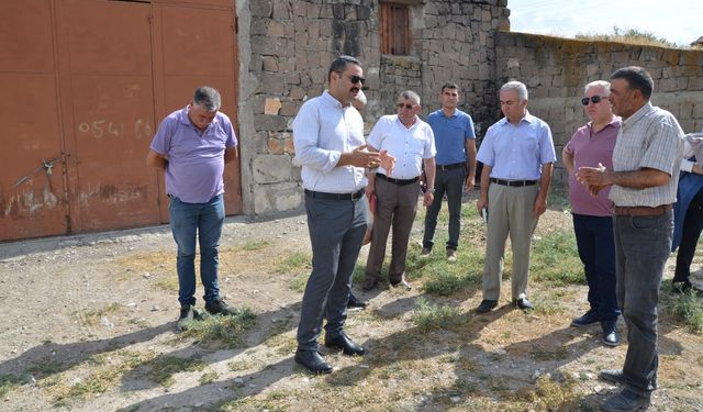 Kaymakam Gürkan, Karahasanlı köyünde incelemede bulundu