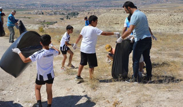 Daha temiz bir Kapadokya için çöp topladılar