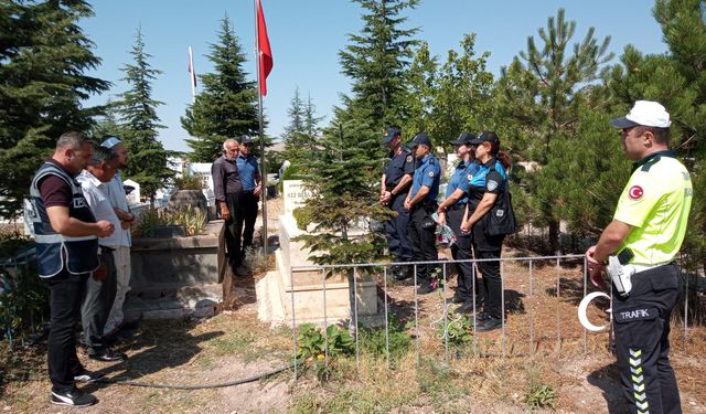 Şehit polis memuru Ali Rıza Güneş kabri başında anıldı