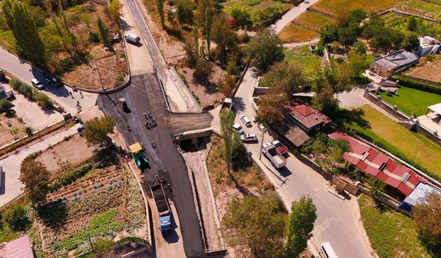 Nar-Toki bağlantı yolu asfalt serimi başladı