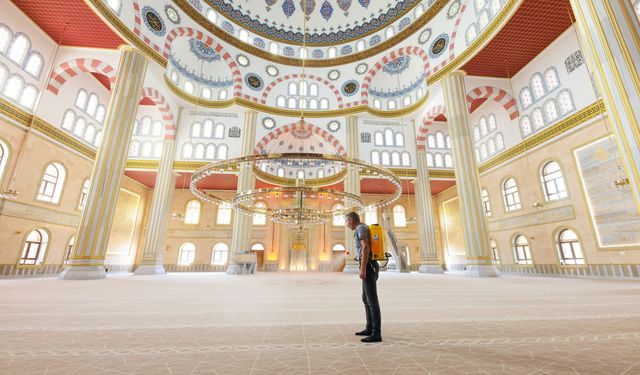 Nevşehir’deki camileri gül kokusu sardı