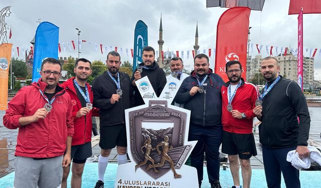 NESİAD Capparun Takımı Kayseri Yarı Maratonuna katıldı