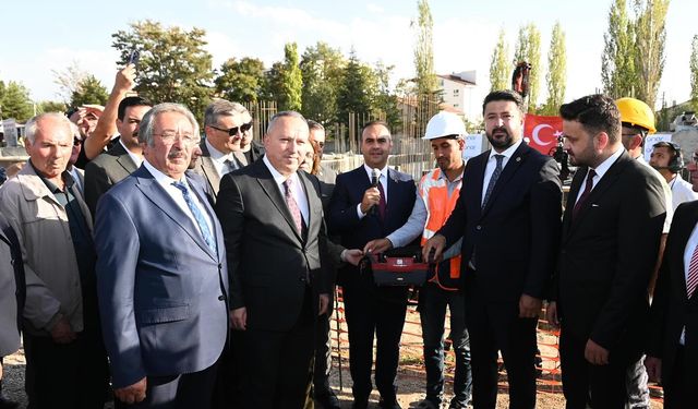 Bakan Kacır, Avanos Hükümet Konağı’nın temel atma törenine katıldı