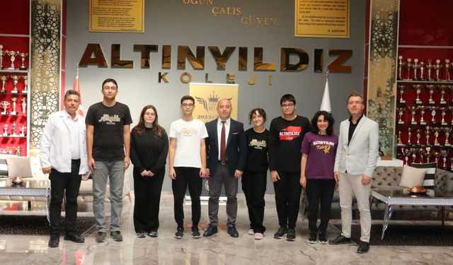 Altınyıldız Koleji Fen ve Anadolu Liseleri liseler arası matematik yarışmasında