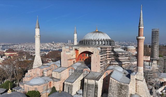 Ayasofya-i Kebir Cami-i Şerifi'nin kubbesi sökülecek