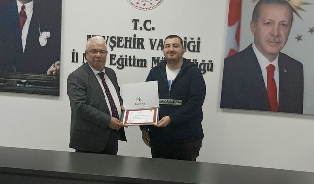 Simya Kolejine eTwinning Kalite Etiketi ödülü