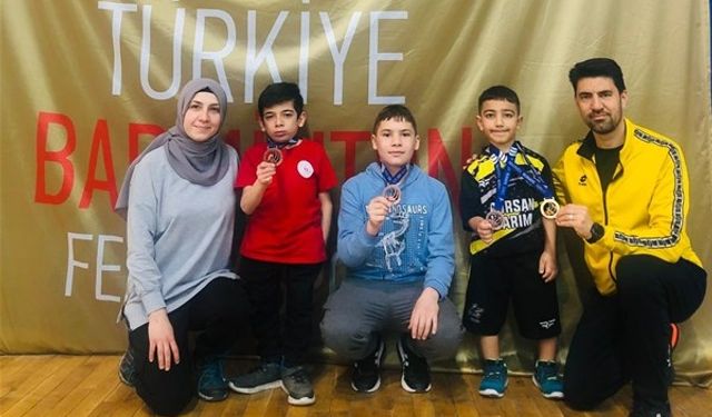 Nevşehirli sporculardan badmintonda Türkiye derecesi