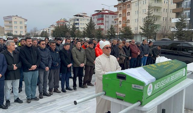 Beyza Akdoğan son yolculuğuna uğurlandı