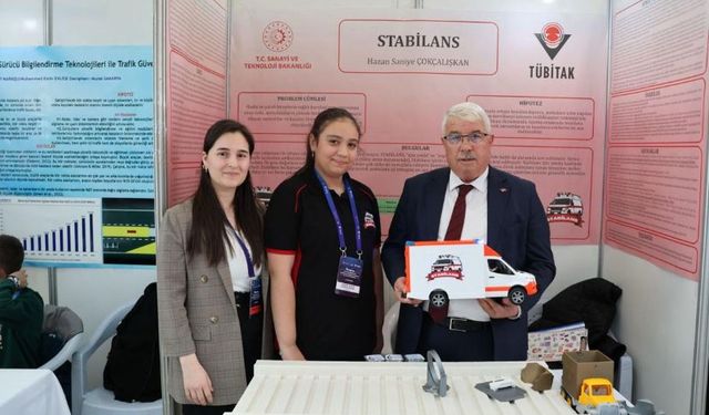 Simya Koleji öğrencisinden TÜBİTAK'ta büyük başarı