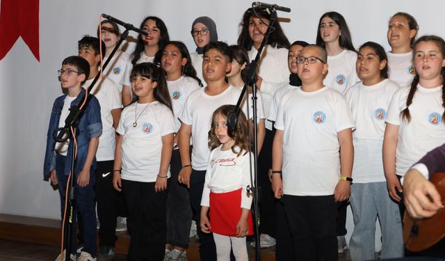 Avanoslu çocuklardan unutulmaz performans
