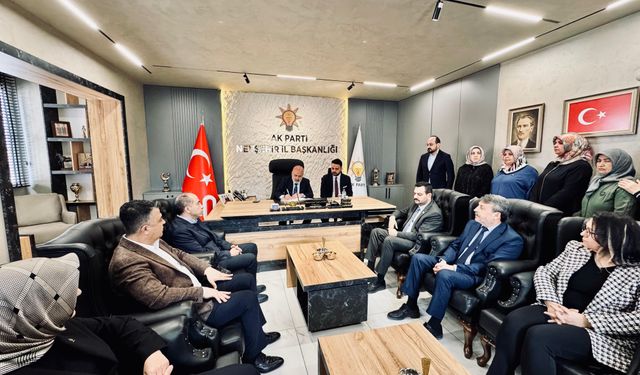 Bakan Yardımcısı Sağlam’dan AK Parti İl Başkanlığına ziyaret
