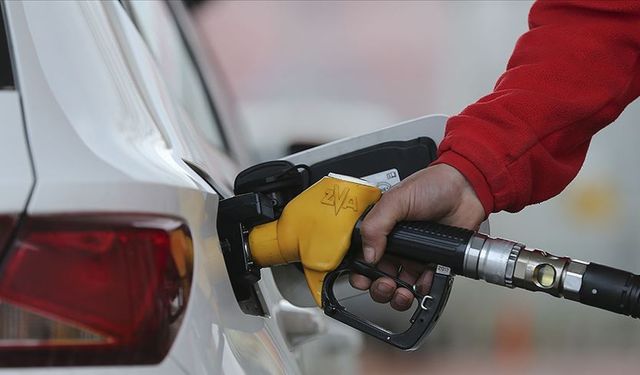 Benzine dev indirim (9 Nisan)
