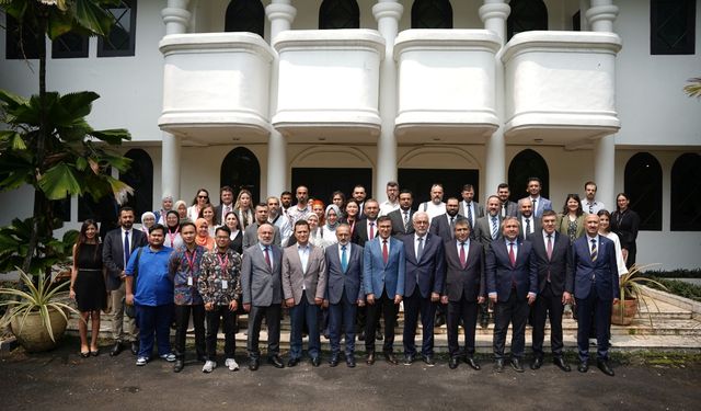 Rektör Aktekin’den Büyükelçi Küçükcan’a ziyaret