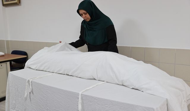 Nevşehir'de kadınlar cenaze yıkamayı ve kefenlemeyi öğreniyor