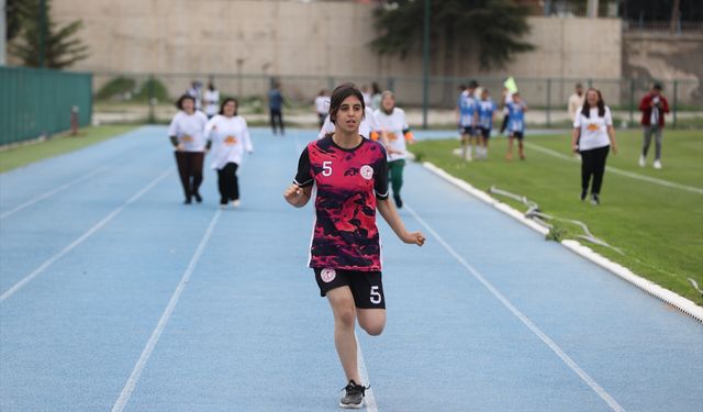 Nevşehir'de özel insanlar spor şenliğinde buluştu
