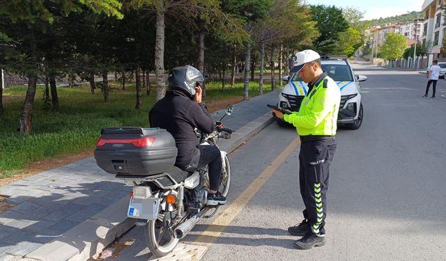 293 motosiklet sürücüsüne ceza yağdı