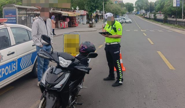 12 motosiklet trafikten men edildi
