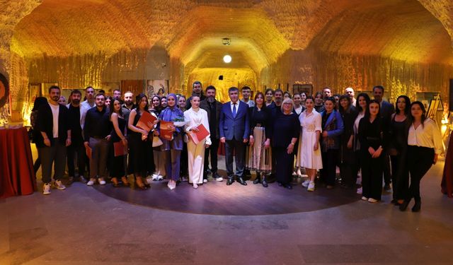 Geleneksel yılsonu mezuniyet sergisi açıldı