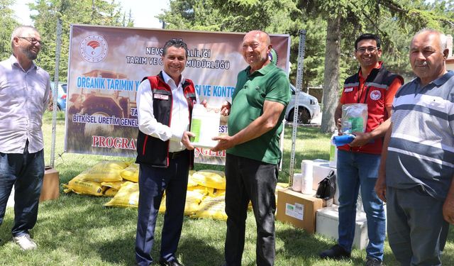 Nevşehir'de organik tarıma destek: 14 çiftçiye BKÜ dağıtıldı
