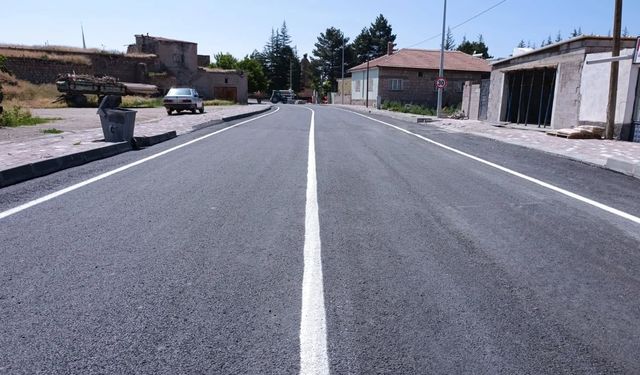 Derinkuyu’da yollar gün geçtikçe güzelleşiyor