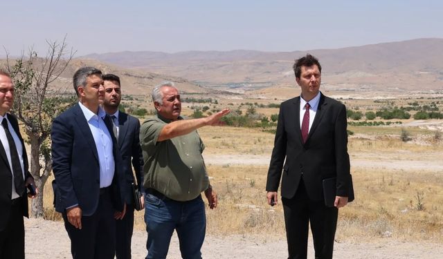 Alan Başkanı Aslanbay Göreme’yi inceledi