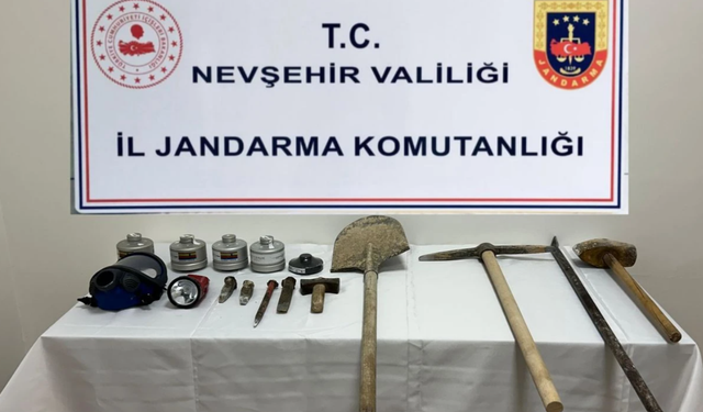 Kaçak kazıya suçüstü: 4 şüpheli gözaltına alındı