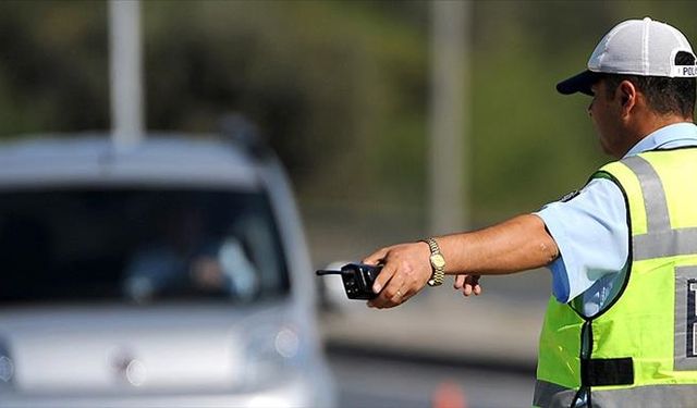 Acıgöl’de 90 araca ceza yazıldı
