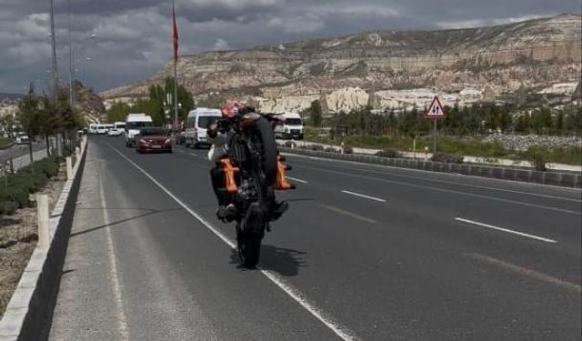 Trafiği tehlikeye atan motosiklet sürücüsüne ceza