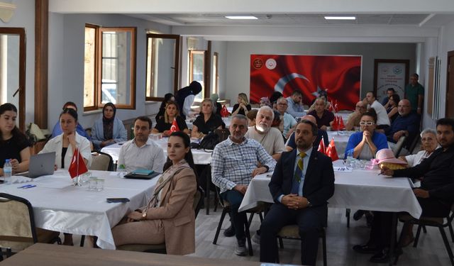 NEVÜ’lü akademisyenlerden Yaşlı Çalıştayı’na bilimsel katkı