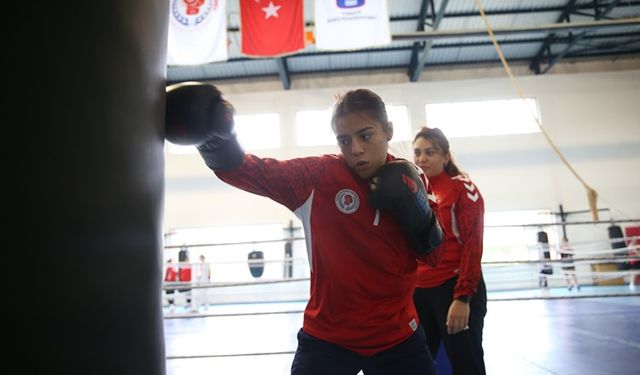 Milli boksör Simge Bekler ilk kez Avrupa Şampiyonası'na katılacak