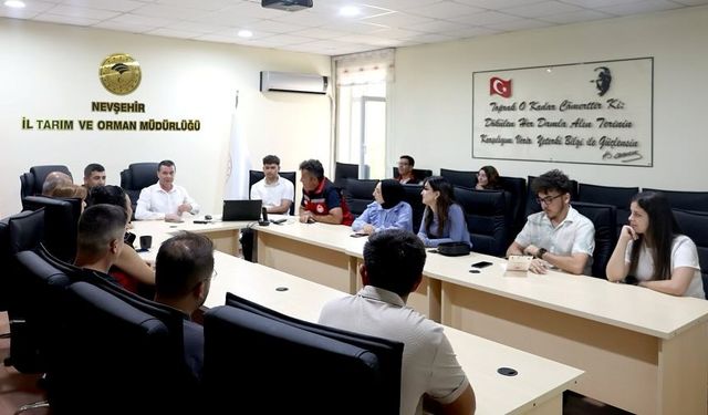 İl Müdürü Memiş stajyerlerle bir araya geldi
