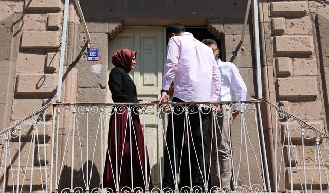 Derinkuyu’da tarihi binalar ayağa kaldırılıyor