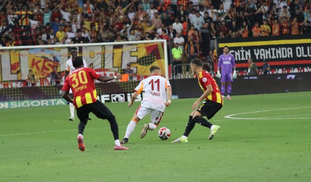 Kayserispor: 0 - Galatasaray: 1 (İlk yarı)