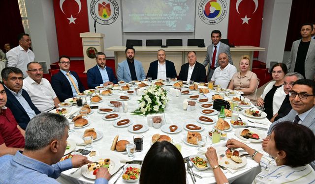 Nevşehirli bürokratlar ve iş insanları memleketlerinde buluştu
