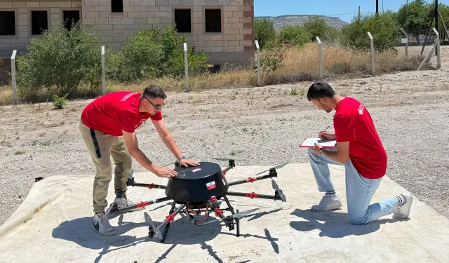 İHA adayları eğitim sonunda pilot lisansı aldı