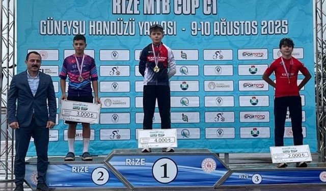 Nevşehirli bisikletçiler yarıştan madalyalarla döndü