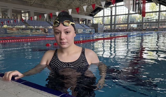 Özel sporcu Çiftçi dünya şampiyonluğu için kulaç atıyor