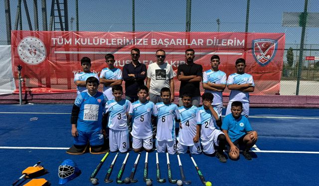 Nevşehirli gençler U-16 Hokey Şampiyonasında
