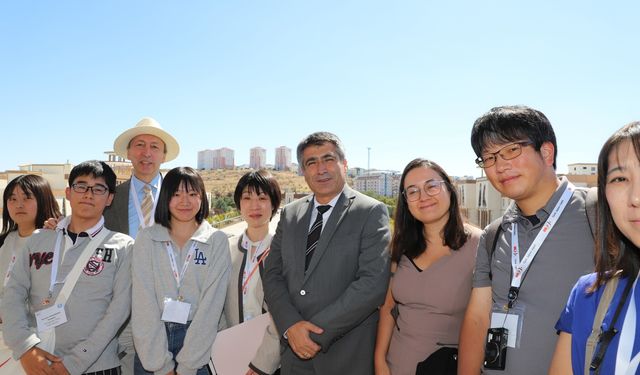 Türk-Japon Vakfı heyeti Rektör Aktekin’le görüştü