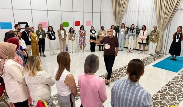 NEVÜ eTwinning çalıştayında öğretmenlerle buluştu