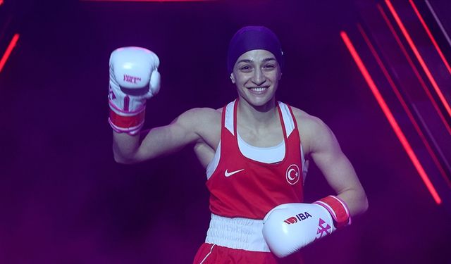 Milli boksör Buse Naz Çakıroğlu dünya ikincisi oldu