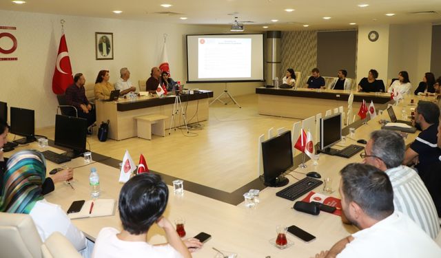 NEVÜ'de kalite ve eğitim süreçleri masaya yatırıldı