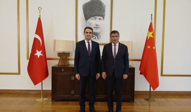 Aktekin, Nevşehirli Pekin Büyükelçisi Ünal’ı ziyaret etti