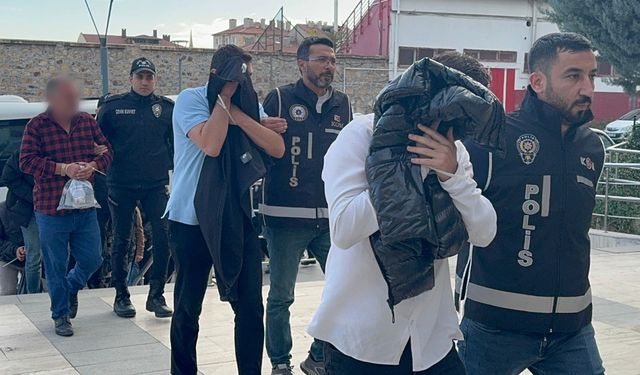 Büyük operasyonda yakalanan 20 kişi adliyede