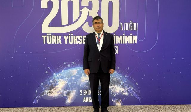 Rektör Aktekin Üniversitelerarası Kurul Toplantısına katıldı