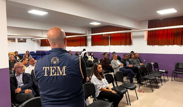 Nevşehir’de eğitimcilere terör semineri