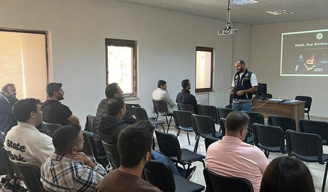 Narkotik ekiplerinin bilgilendirme seminerleri devam ediyor