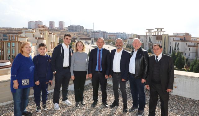 Vefa Küçük’ün ailesinden NEVÜ’ye ziyaret